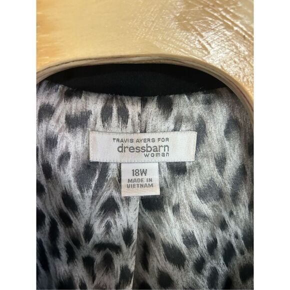 Travis Ayers for Dressbarn Woman Size 18W Black Blazer - Picture 5 of 5